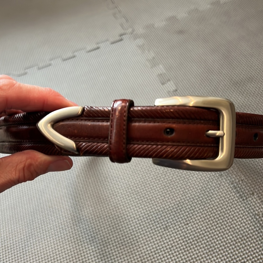 Brighton Men’s brown leather belt with metal top size 42